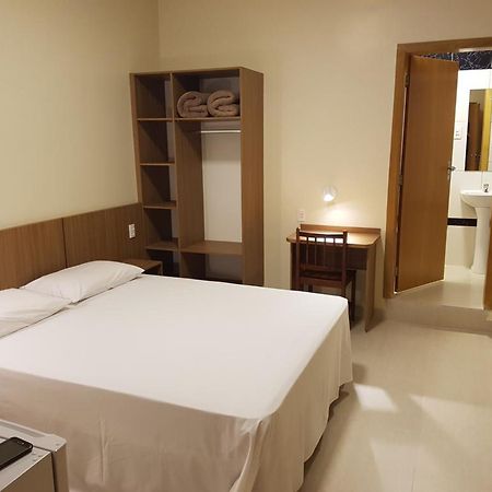 Oft Place Hotel جويانيا المظهر الخارجي الصورة