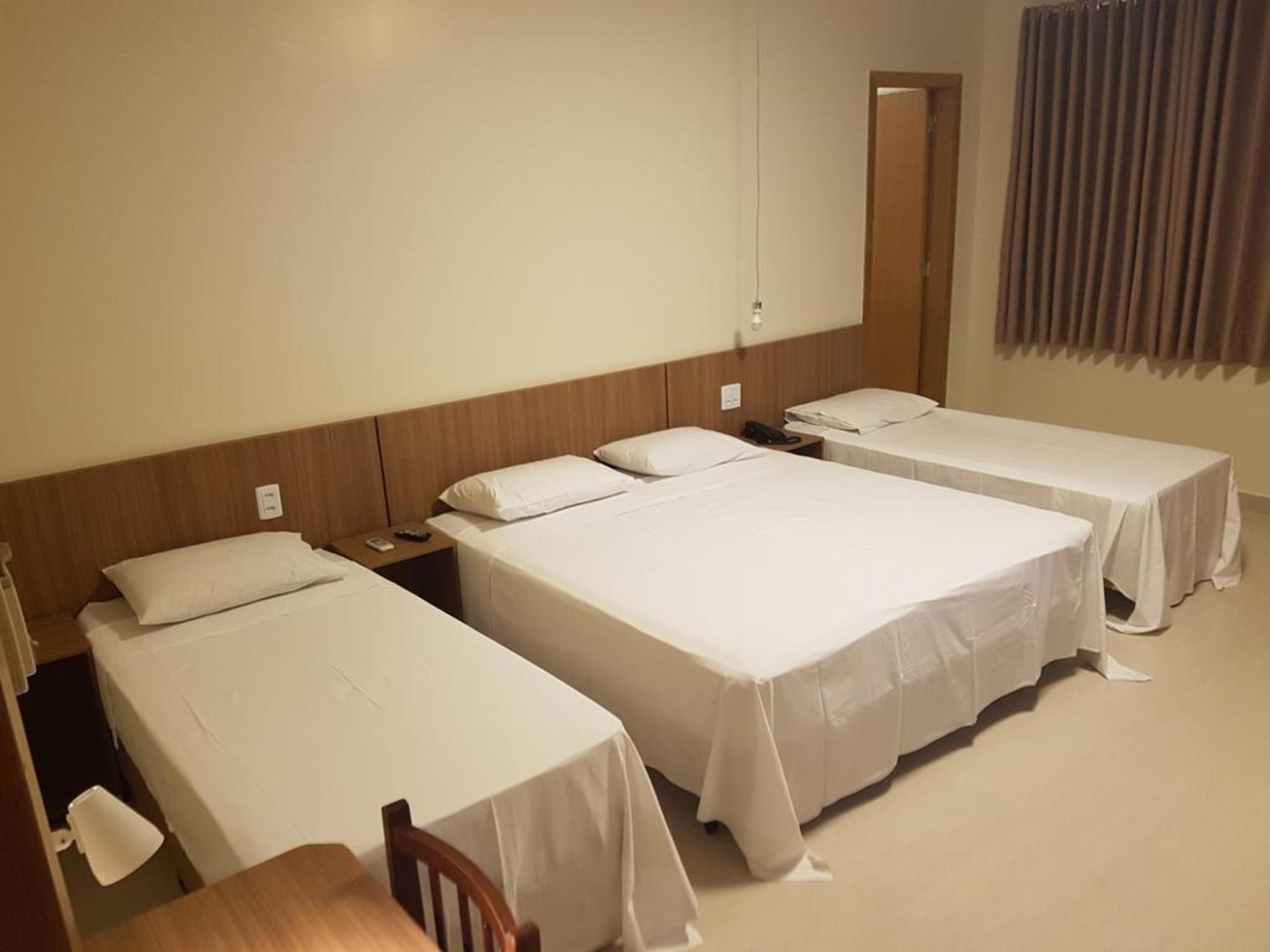 Oft Place Hotel جويانيا المظهر الخارجي الصورة