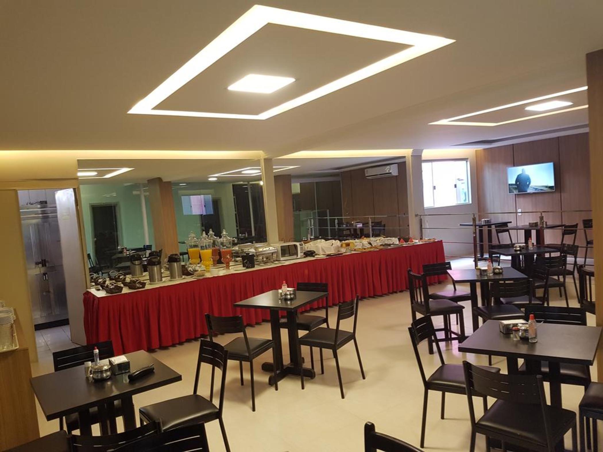 Oft Place Hotel جويانيا المظهر الخارجي الصورة