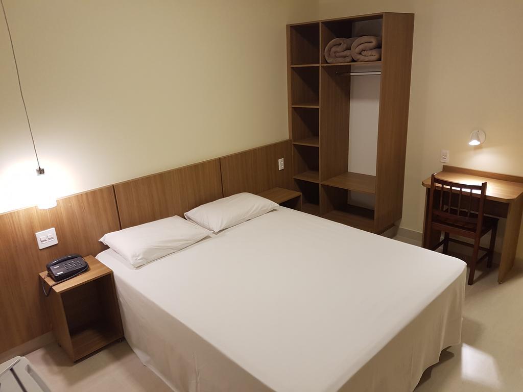 Oft Place Hotel جويانيا المظهر الخارجي الصورة