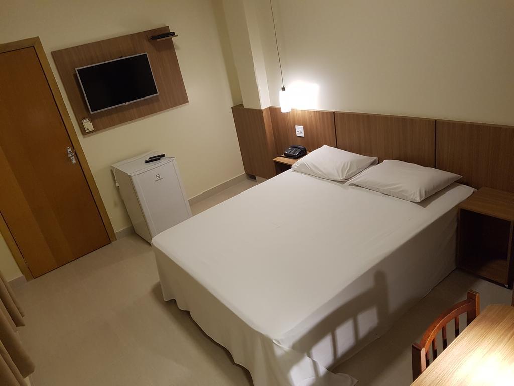 Oft Place Hotel جويانيا المظهر الخارجي الصورة